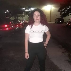 Meet your Posher, Savannah